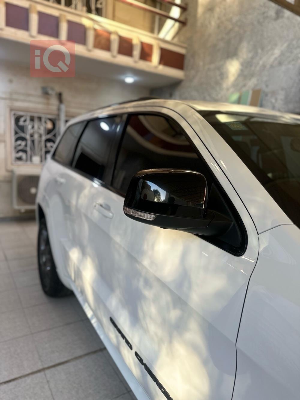 جيب جراند شيروكي